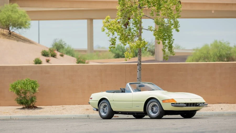 1973 Ferrari Daytona Spider - Image 26 of 28