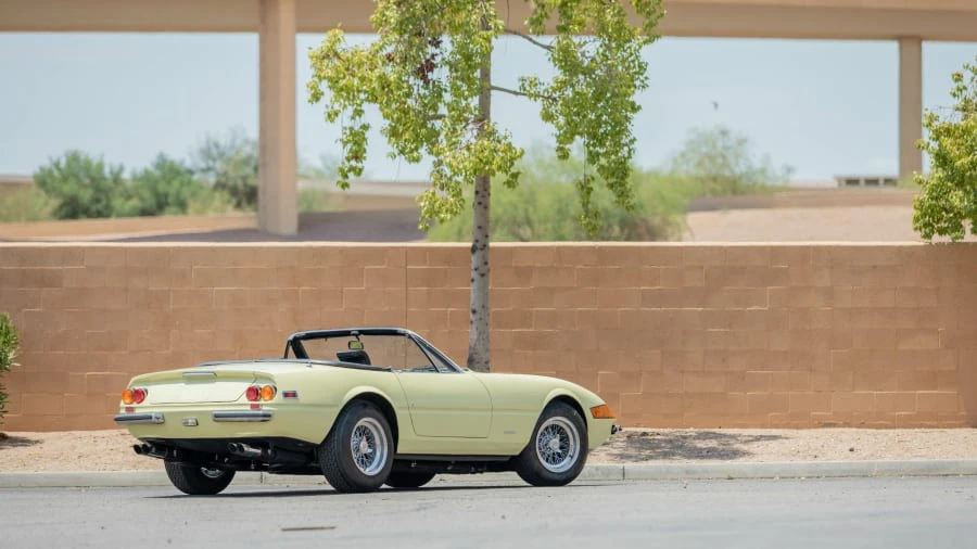 1973 Ferrari Daytona Spider - Image 27 of 28