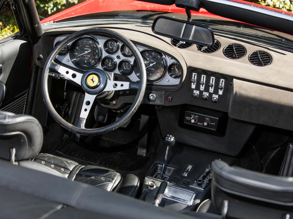 1973 Ferrari Daytona Spider - Image 23 of 31