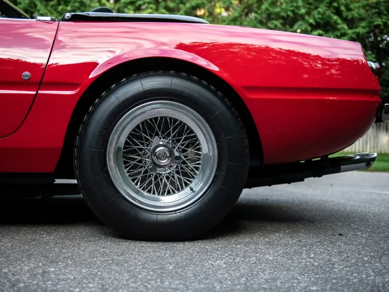 1973 Ferrari Daytona Spider - Image 24 of 31