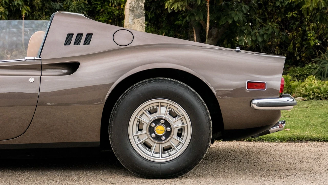 1973 Ferrari Dino 246 GTS - Image 19 of 31