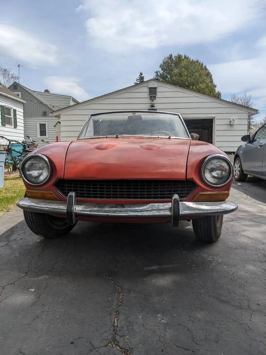 1973 Fiat 124 - Image 2 of 4