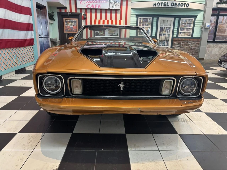 1973 Ford Galaxie 4th Gen - Image 10 of 31