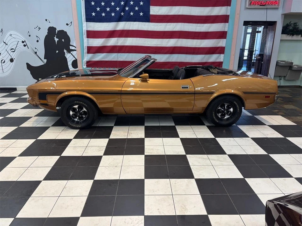 1973 Ford Galaxie 4th Gen - Image 14 of 31