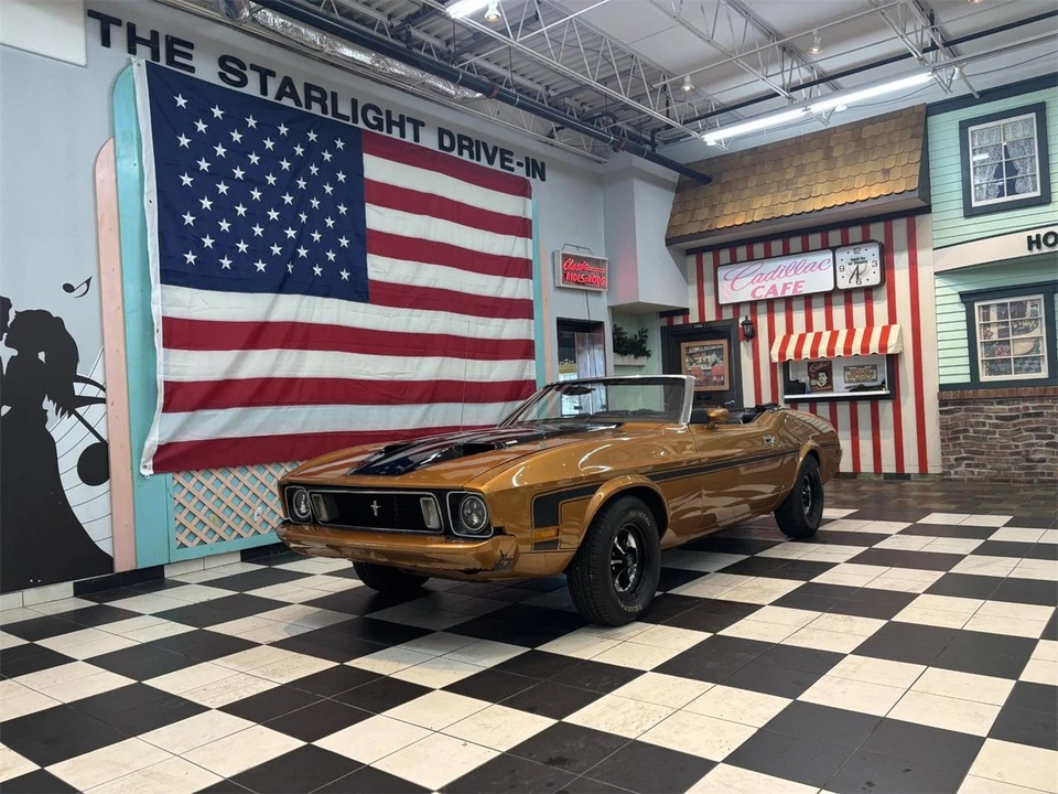 1973 Ford Galaxie 4th Gen - Image 24 of 31