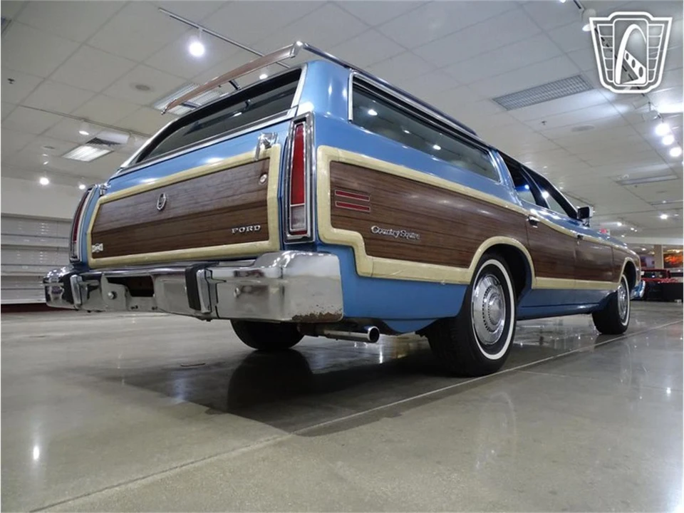 1973 Ford Country Squire - Image 16 of 31