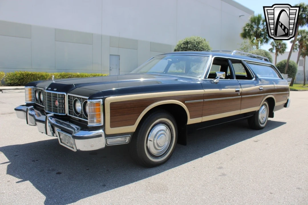 1973 Ford Country Squire - Image 4 of 12