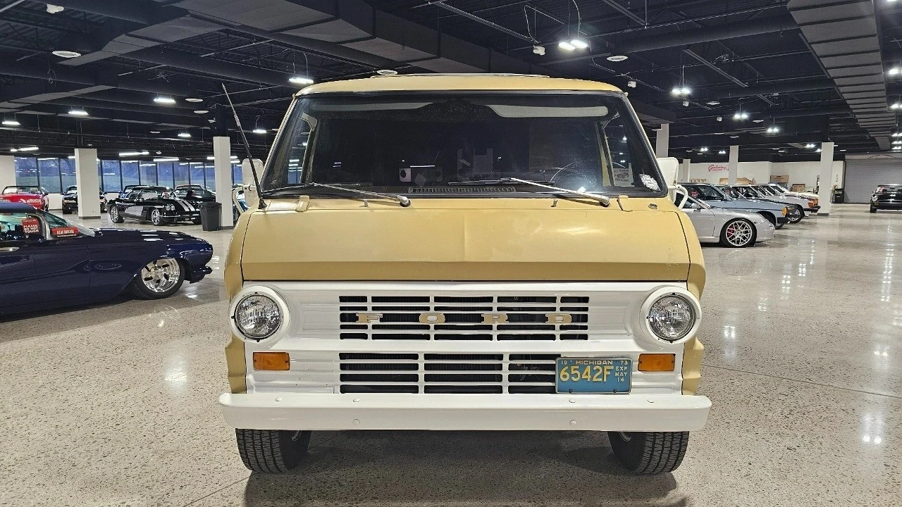 1973 Ford Econoline Van - Image 8 of 12