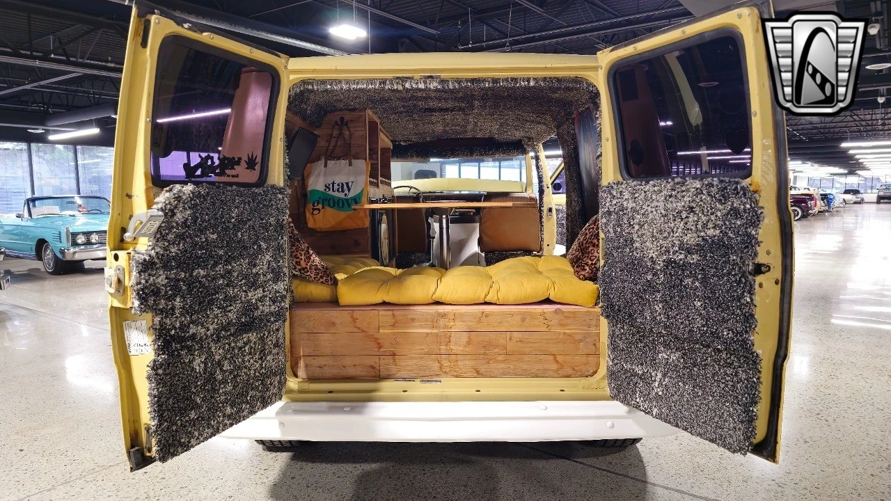 1973 Ford Econoline Van - Image 16 of 21