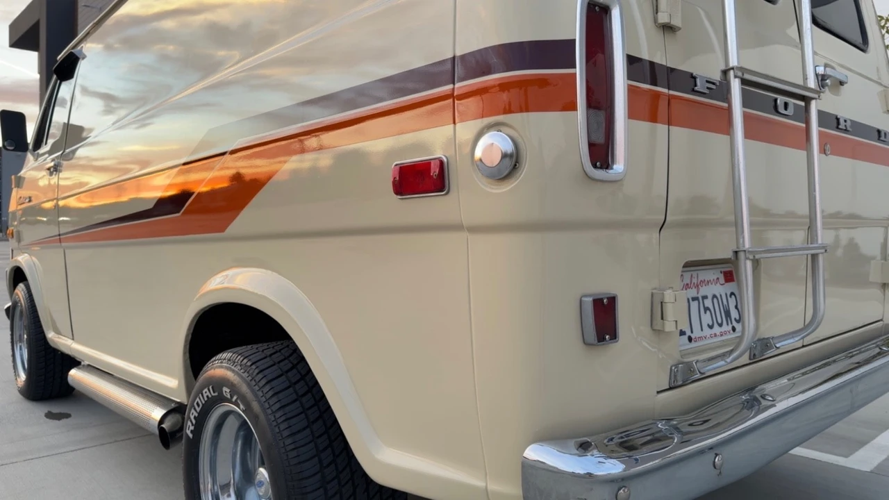 1973 Ford Econoline Van - Image 21 of 21