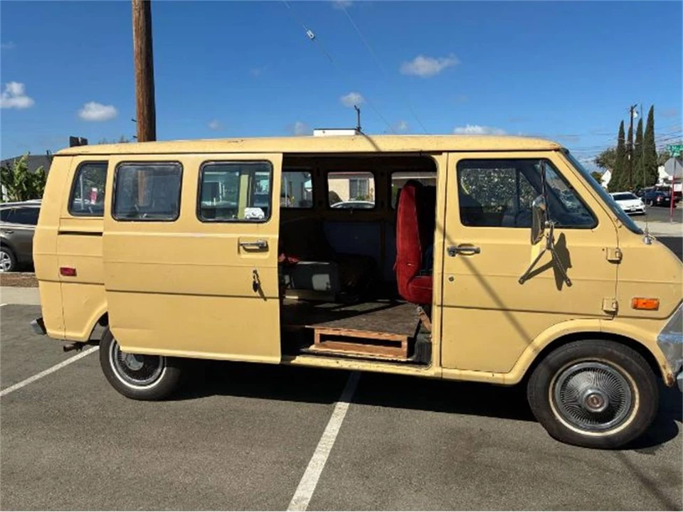 1973 Ford Econoline Van - Image 17 of 21