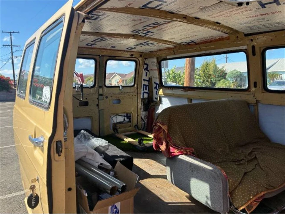 1973 Ford Econoline Van - Image 18 of 21