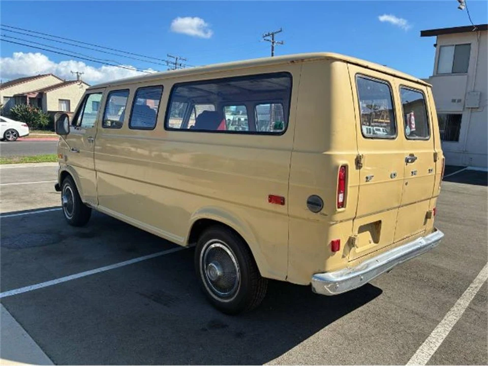 1973 Ford Econoline Van - Image 13 of 21