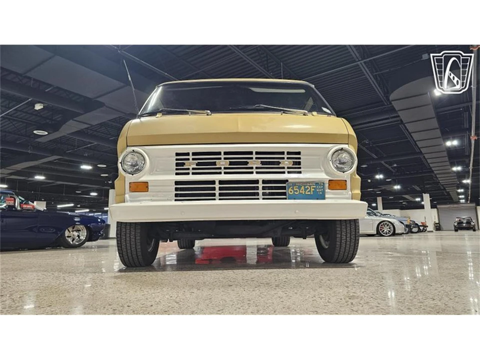 1973 Ford Econoline Van - Image 25 of 31