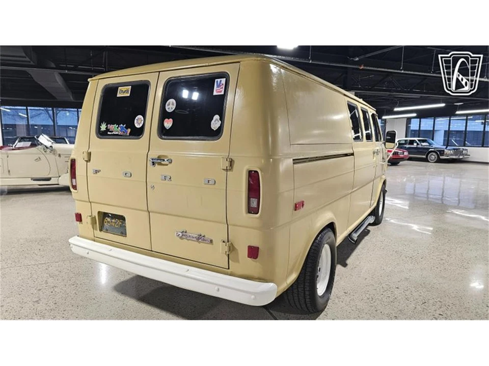 1973 Ford Econoline Van - Image 15 of 31