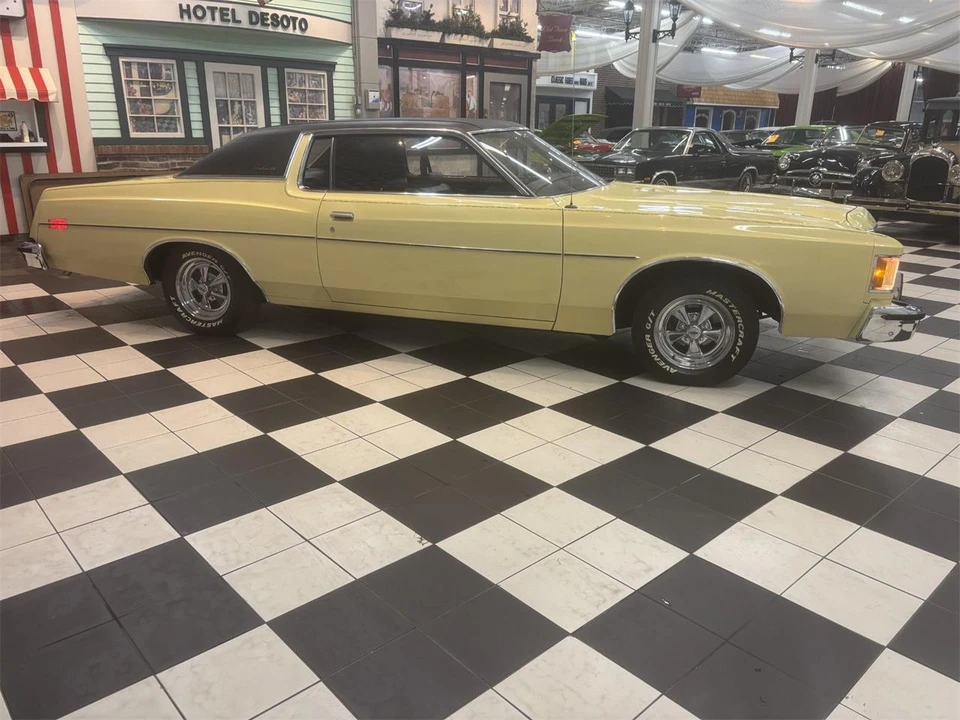 1973 Ford Galaxie 4th Gen - Image 13 of 31
