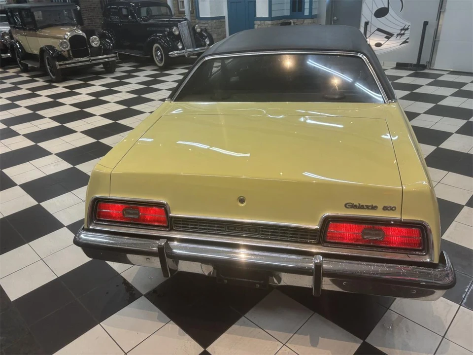 1973 Ford Galaxie 4th Gen - Image 12 of 31