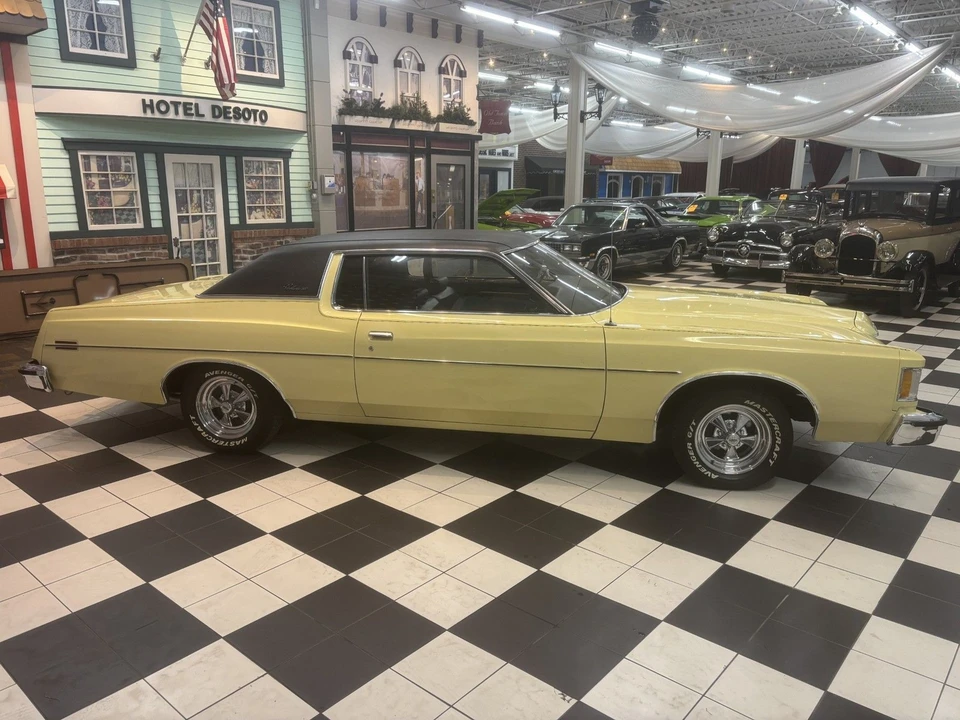 1973 Ford Galaxie 4th Gen - Image 3 of 21