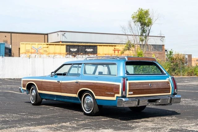 1973 Ford Country Squire - Image 11 of 21