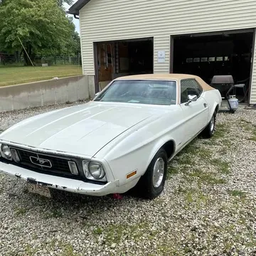 1973 Ford Mustang Coupe 2D