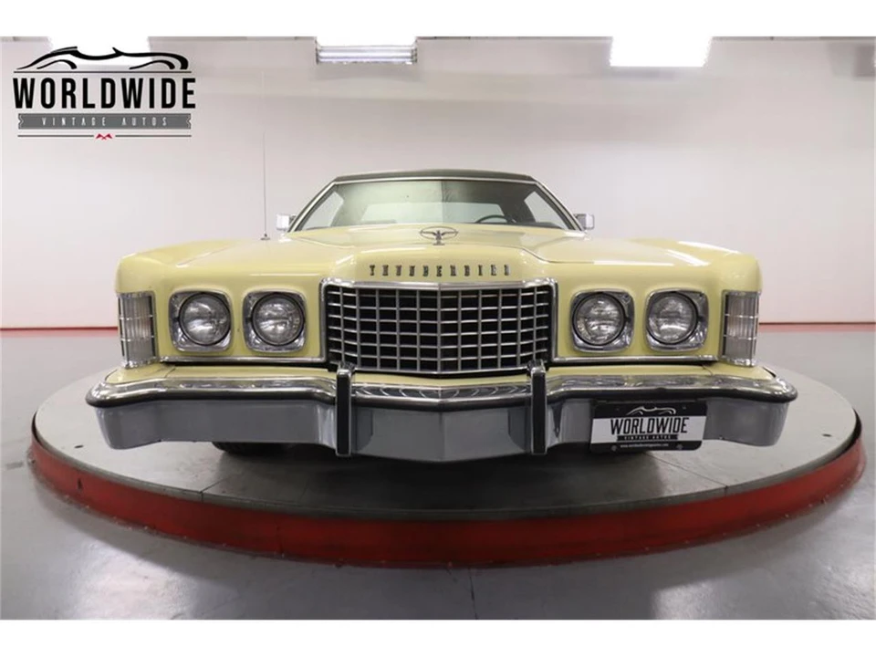 1973 Ford Thunderbird 6th Gen - Image 15 of 31