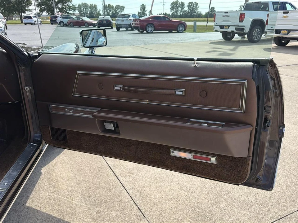 1973 Ford Thunderbird 6th Gen - Image 19 of 31
