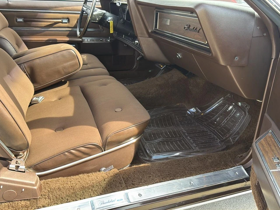 1973 Ford Thunderbird 6th Gen - Image 12 of 31
