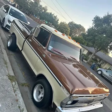 1973 Ford F100 Ranger XLT Short Bed