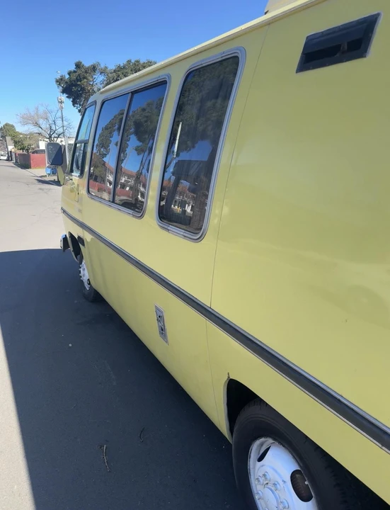 1973 GMC Motorhome - Image 15 of 31