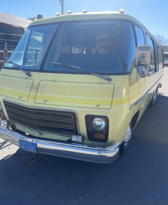 1973 GMC Motorhome - Image 13 of 31