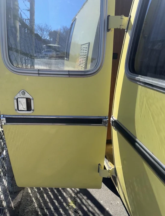 1973 GMC Motorhome - Image 20 of 31