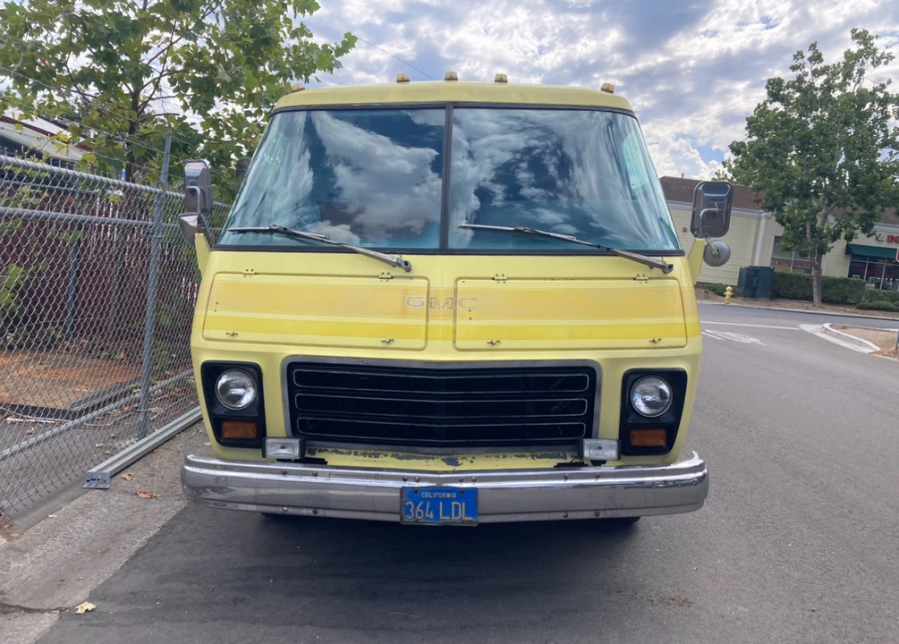 1973 GMC Motorhome - Image 3 of 31