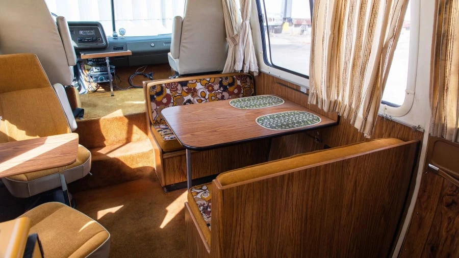 1973 GMC Motorhome - Image 8 of 12