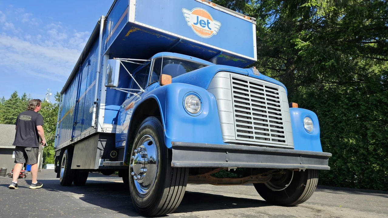 1973 International Harvester Loadstar - Image 8 of 31