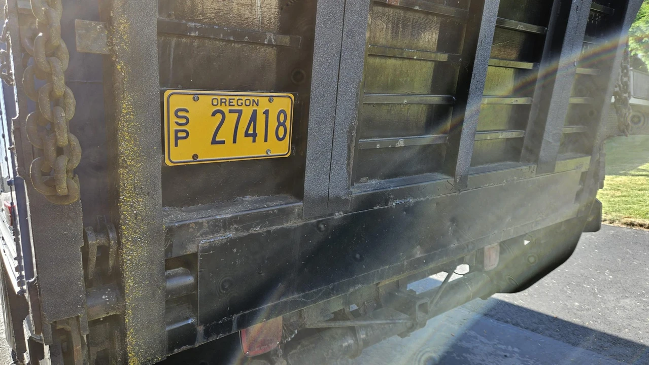 1973 International Harvester Loadstar - Image 31 of 31