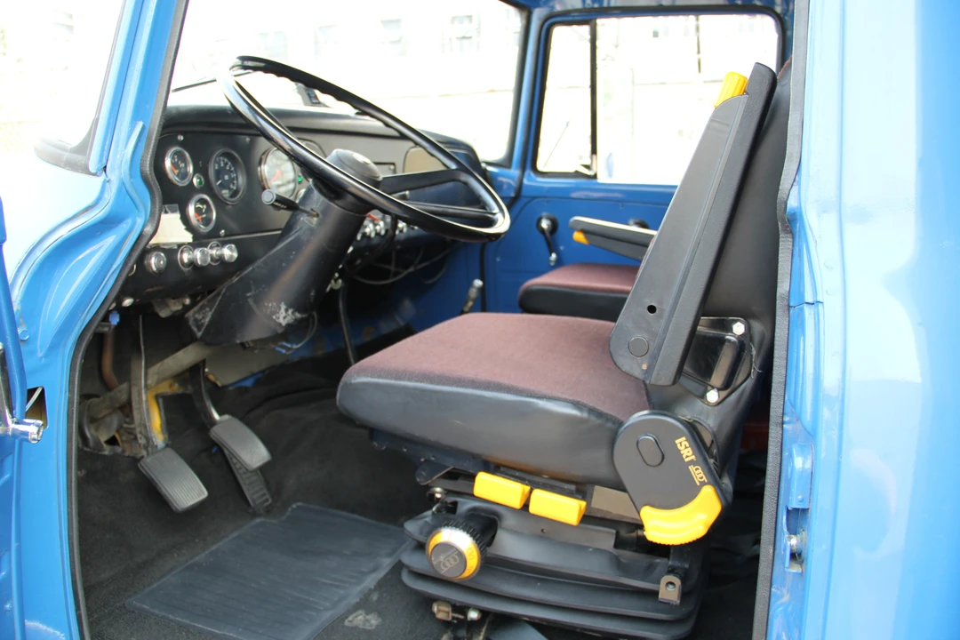 1973 International Harvester Loadstar - Image 11 of 24