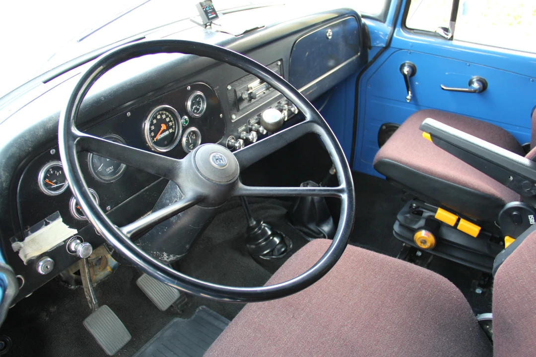 1973 International Harvester Loadstar - Image 10 of 24