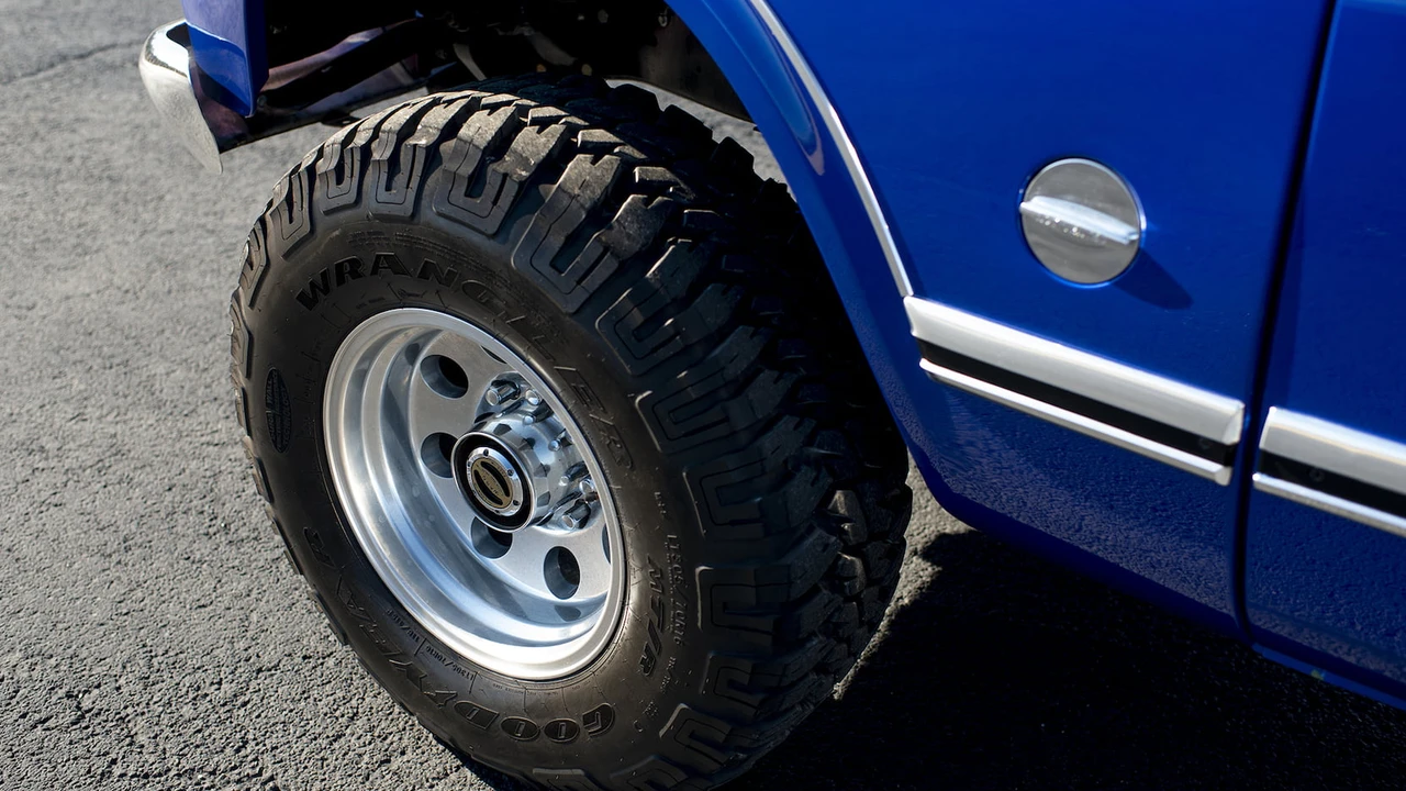 1973 International Harvester Pickup - Image 9 of 27