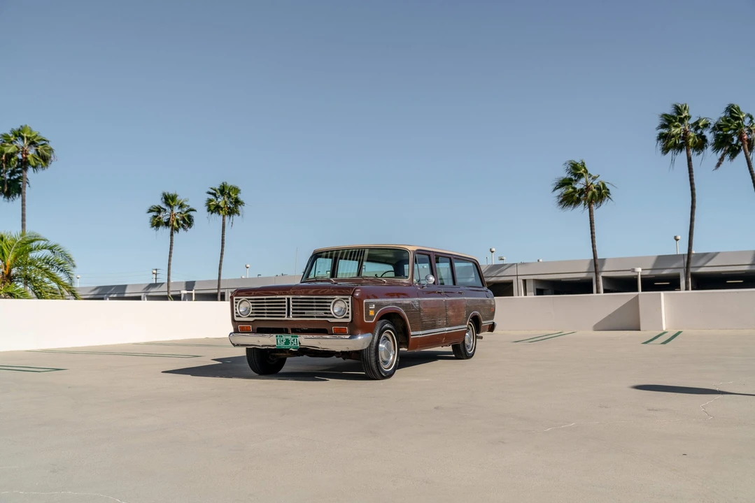 1973 International Harvester Travelall - Image 4 of 31