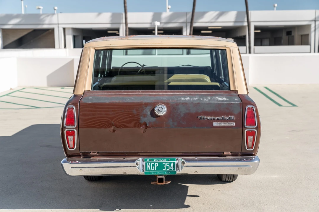 1973 International Harvester Travelall - Image 12 of 31