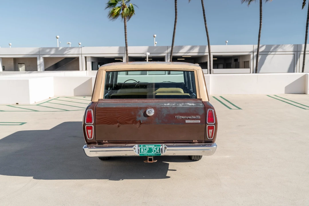1973 International Harvester Travelall - Image 10 of 31