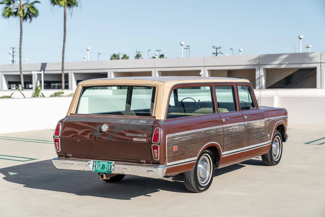 1973 International Harvester Travelall - Image 17 of 31
