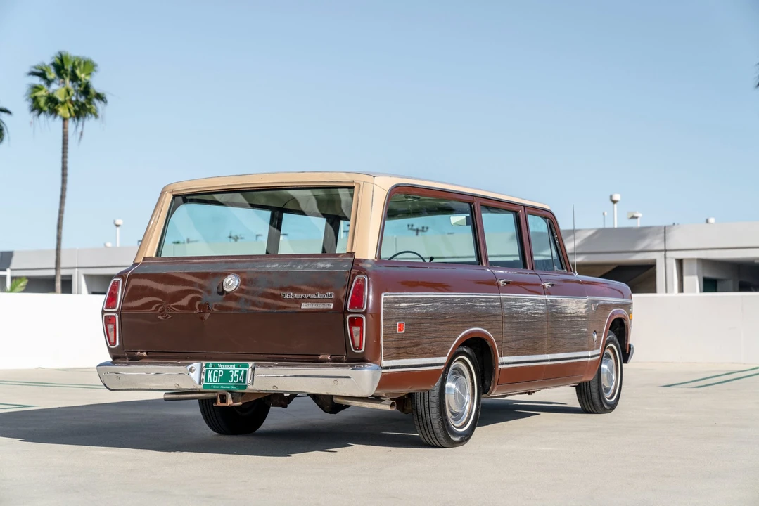 1973 International Harvester Travelall - Image 18 of 31
