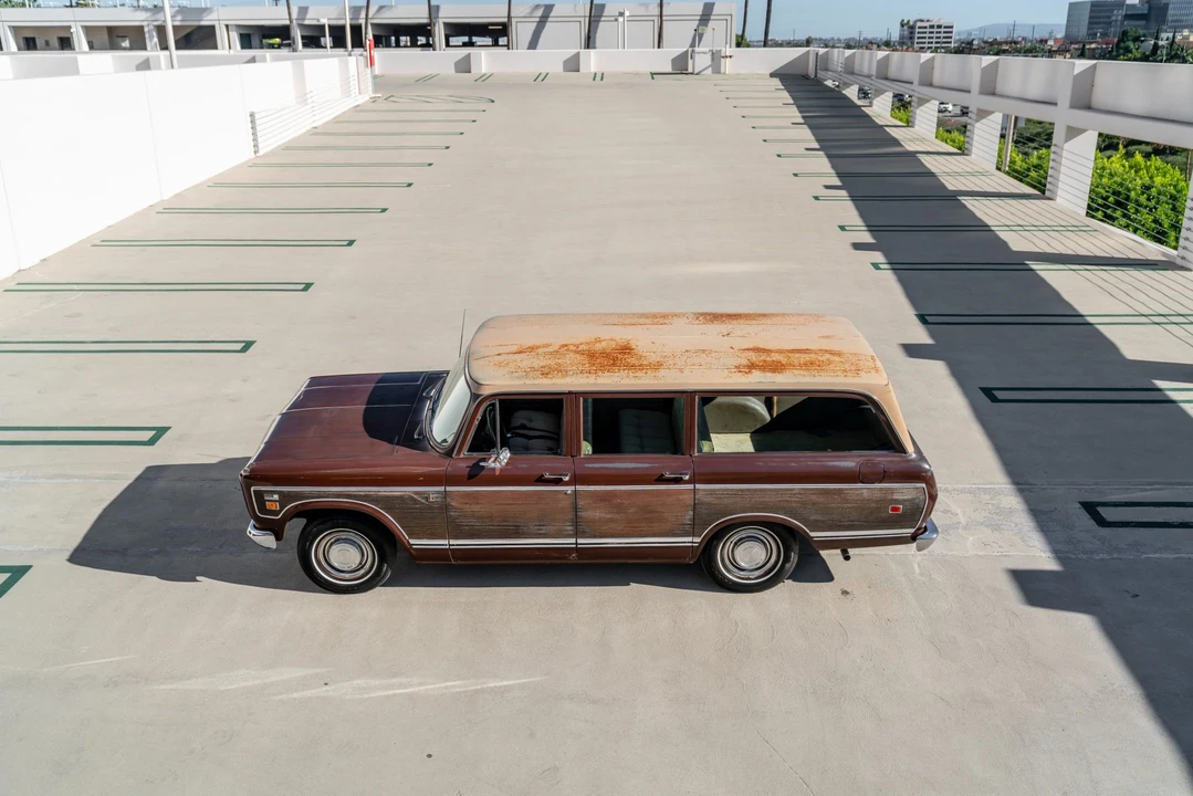 1973 International Harvester Travelall - Image 7 of 31