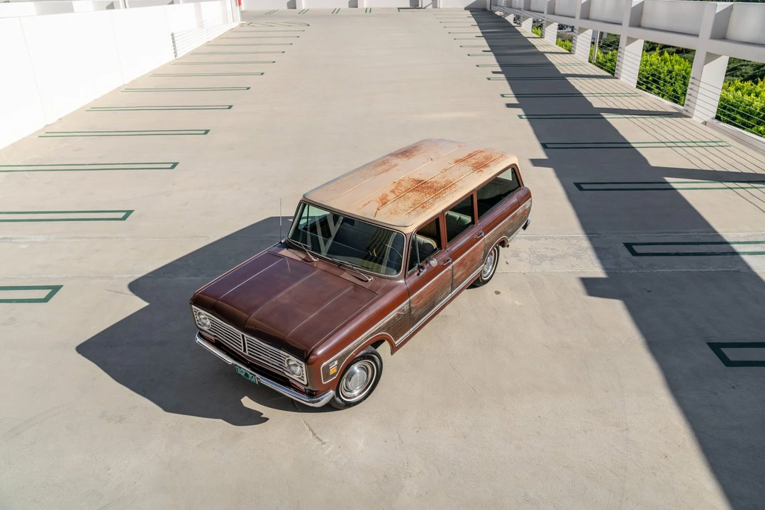 1973 International Harvester Travelall - Image 2 of 31