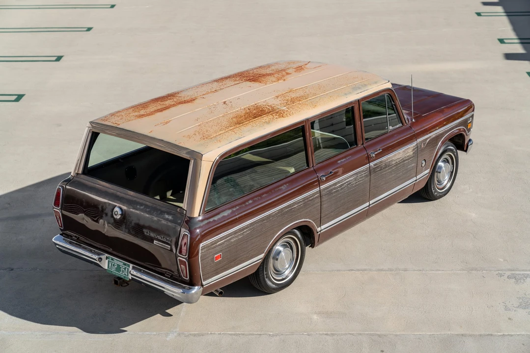 1973 International Harvester Travelall - Image 14 of 31