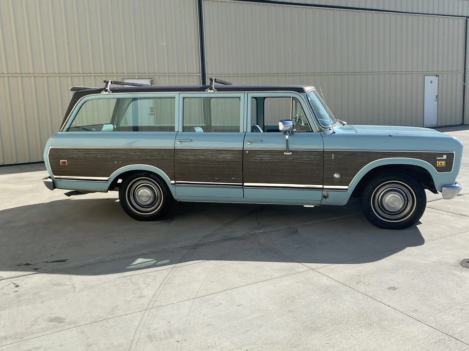 1973 International Harvester Travelall - Image 17 of 31