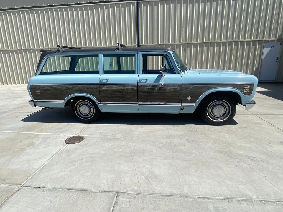1973 International Harvester Travelall - Image 15 of 31