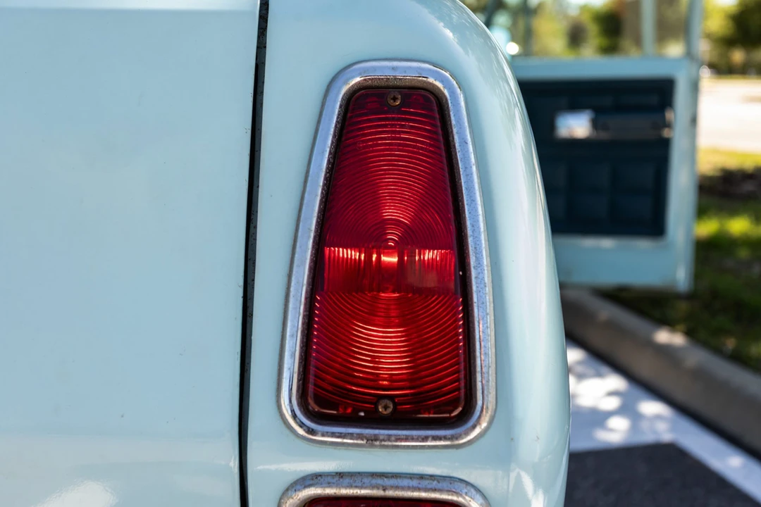 1973 International Harvester Travelall - Image 20 of 31