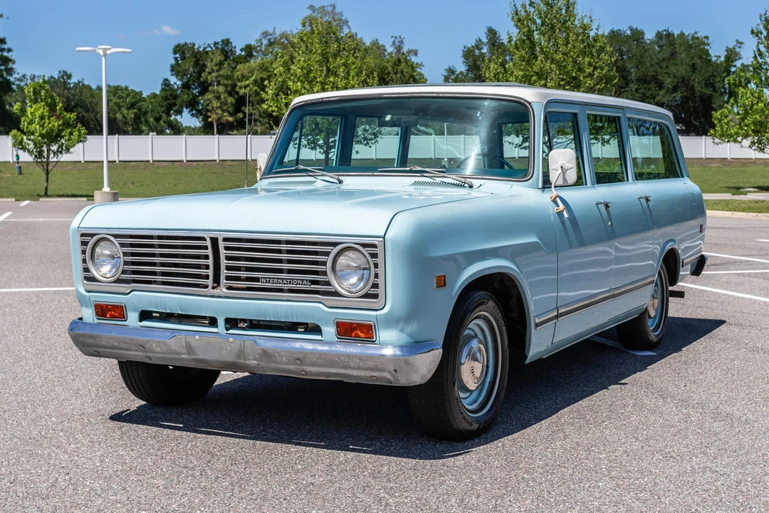 1973 International Harvester Travelall - Image 2 of 31
